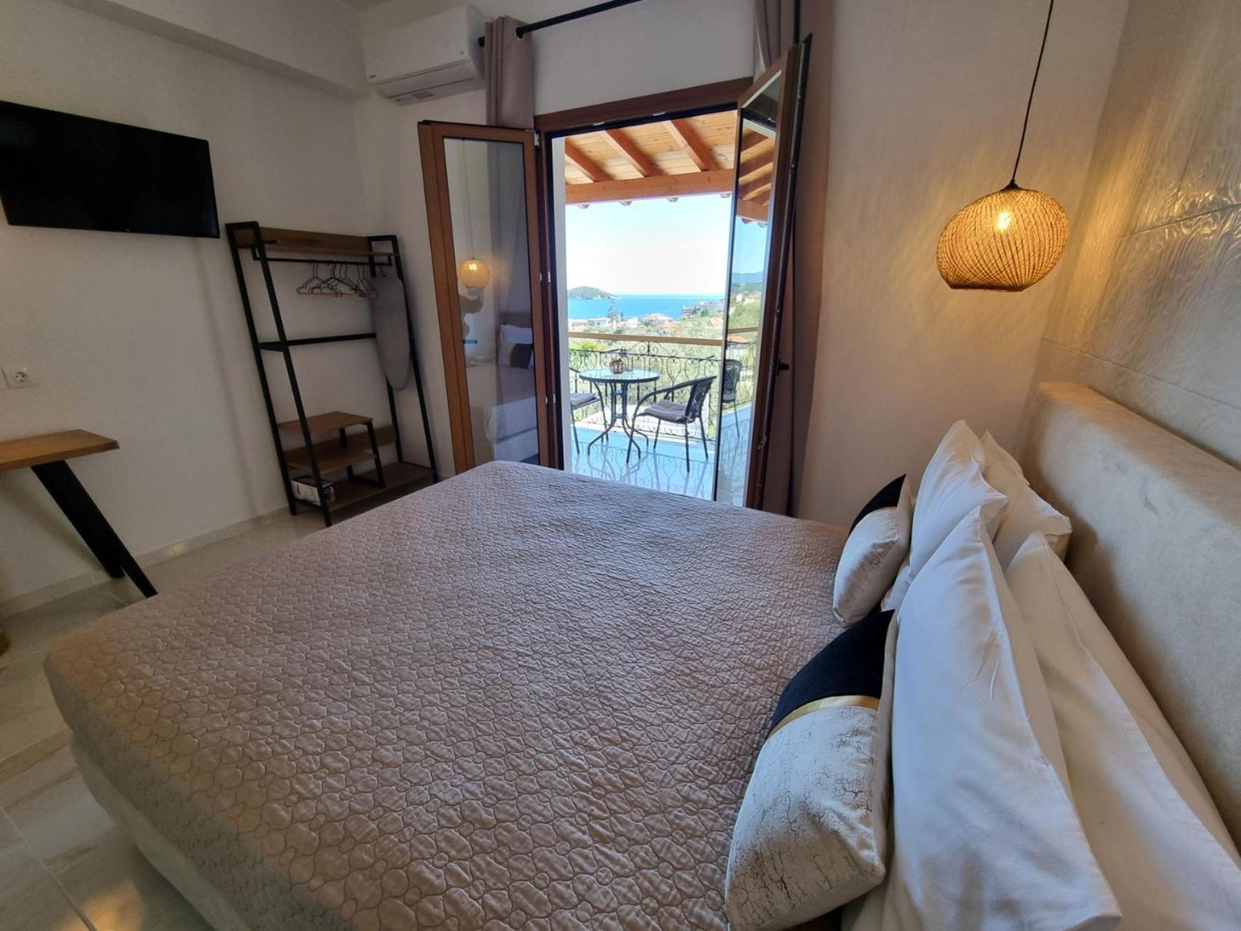 Olive Grove View Apartment Skiathos Town Exterior photo