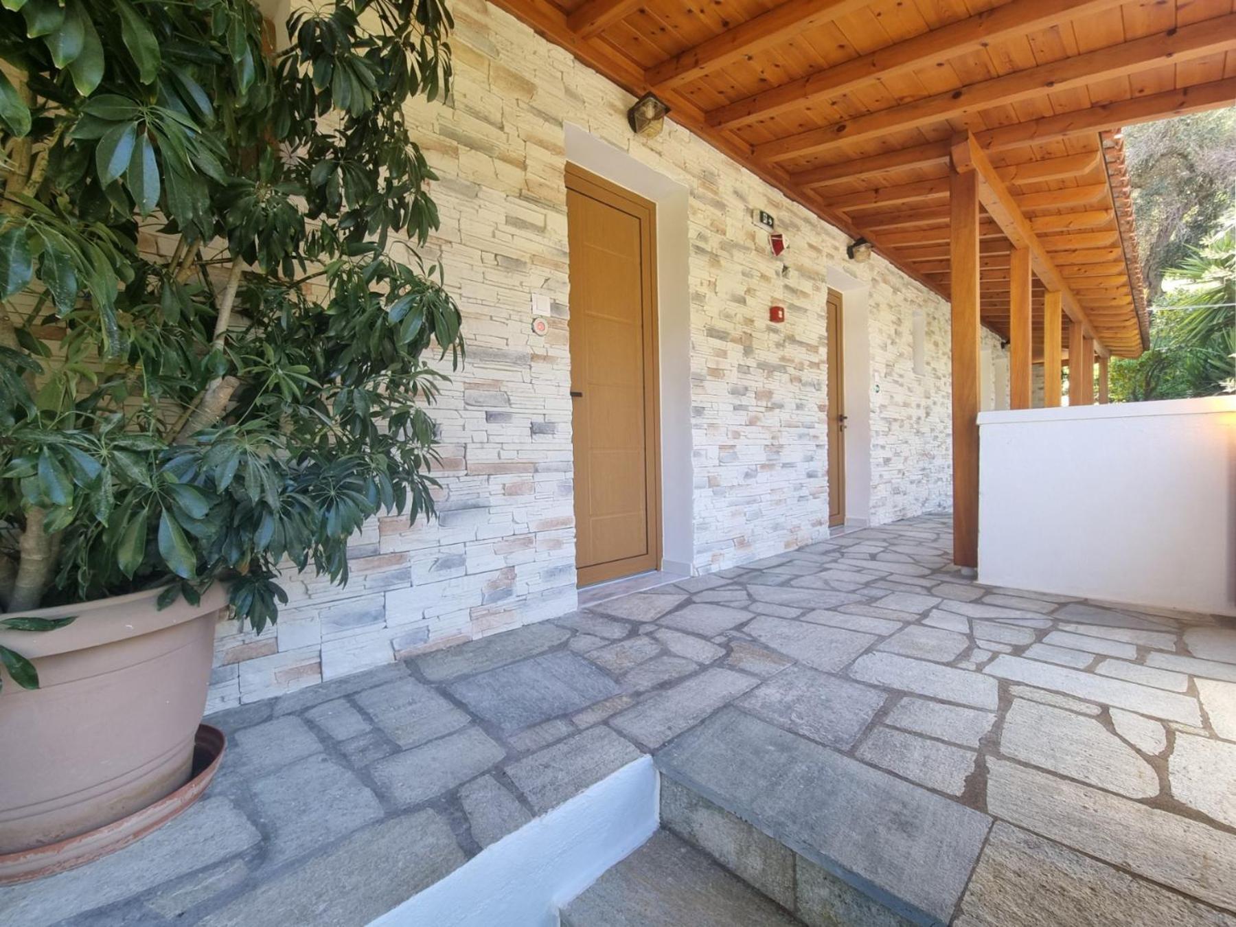 Olive Grove View Apartment Skiathos Town Exterior photo